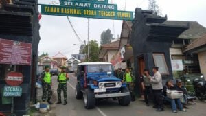 Terpantau Hampir Seribu Wisatawan Masuk Bromo Lewat Tosari Kapolres Pasuruan : Situasi Aman dan Kondusif