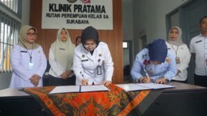 Wabup Sidoarjo Terima Penyerahan Bayi yang Ditinggal Wafat Ibunya di Rutan Porong