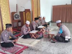 Polsek Buduran Rutin Gelar Khotmil Qur’an, Perkuat Keimanan Personel