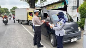 Polres Nganjuk Gelar Operasi Gabungan, Perketat Inspeksi Keselamatan Angkutan Jalan