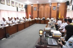 Bupati Minta Kecamatan Dan Dinas PUBMSDA Sidoarjo Simultan Garap Perbaiki Jalan
