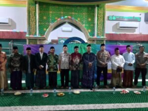 Tingkatkan Kewaspadaan,Kapolsek Prambon Bersama MWC NU Gelar Safari Ramadhan di Masjid Baitul Gufron