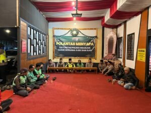 Hangatnya Sahur Bersama di Pos 12.0 Pujahito, Polres Nganjuk dan Komunitas Ojol Perkuat Komitmen Keselamatan
