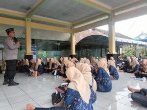Safari Ramadan, Polisi Ingatkan Bahaya Narkoba hingga Pinjol Ilegal ke Kader Posyandu