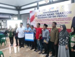 BHS Salurkan 3 Hand Traktor CSR BRI Peduli untuk Petani Gedangan, Dorong Percepatan Panen 2026