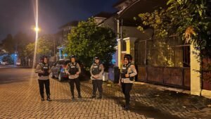 Polwan Polresta Sidoarjo Intensifkan Patroli, Pastikan Kamtibmas Tetap Kondusif