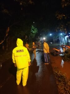 Banjir Melanda 4 Kecamatan Pasuruan, Polres Turunkan Tim Siaga; Kini Tersisa Genangan di Winongan dan Beji