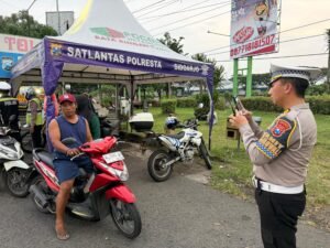 Ratusan Pelanggar Lalu Lintas di Sidoarjo Terjaring ETLE Handheld