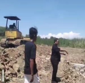 Tak Kenal Hari Libur, Kades Semampir Lukman Mualim Tinjau Langsung Proyek KDMP Demi Percepatan Pembangunan