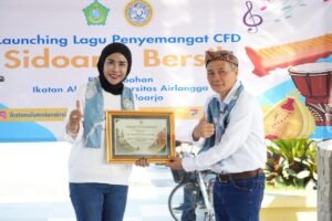 Apresiasi Peluncuran Lagu “Sidoarjo Bersih”, Wabup Mimik: Perkuat Budaya Bersih di Car Free Day