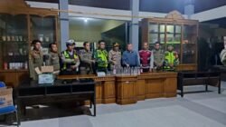 Operasi Gabungan Berantas Miras dan Prostitusi, Forkopimka Porong Amankan Belasan Botol Minuman Keras