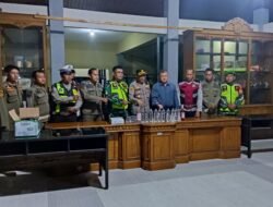 Operasi Gabungan Berantas Miras dan Prostitusi, Forkopimka Porong Amankan Belasan Botol Minuman Keras