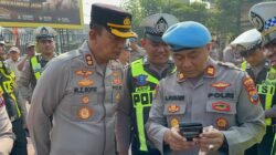 Cegah Pelanggaran Anggota, Wakapolresta Sidoarjo Periksa Handphone Anggota