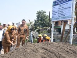 Wabup Sidoarjo Geram Proyek Rumah Pompa Sidokare Lamban, Kontraktor Terancam Blacklist