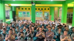 Cegah Kenakalan Remaja, Polresta Sidoarjo Edukasi Bijak Medsos di MA Nurul Huda