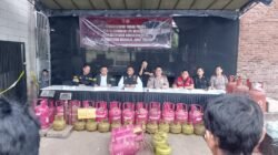 Bisnis Gelap LPG Bersubsidi Terbongkar di Sidoarjo, 7 Tersangka Ditahan dan 5 Masuk DPO
