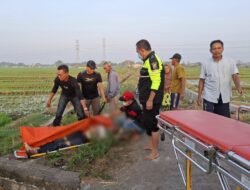 Polisi Evakuasi Pria Asal Krian yang Ditemukan Meninggal di Sungai Perbatasan Suwaloh-Watesari